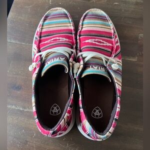Ariat Women's Hilo shoes serape pattern